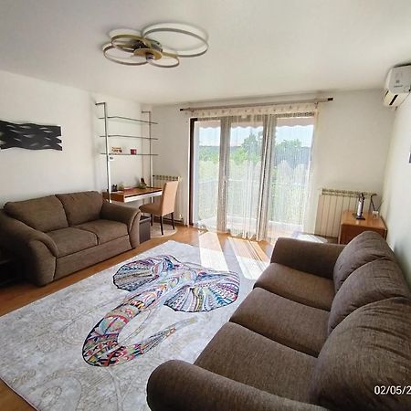 Arka Apartment Craiova Eksteriør bilde