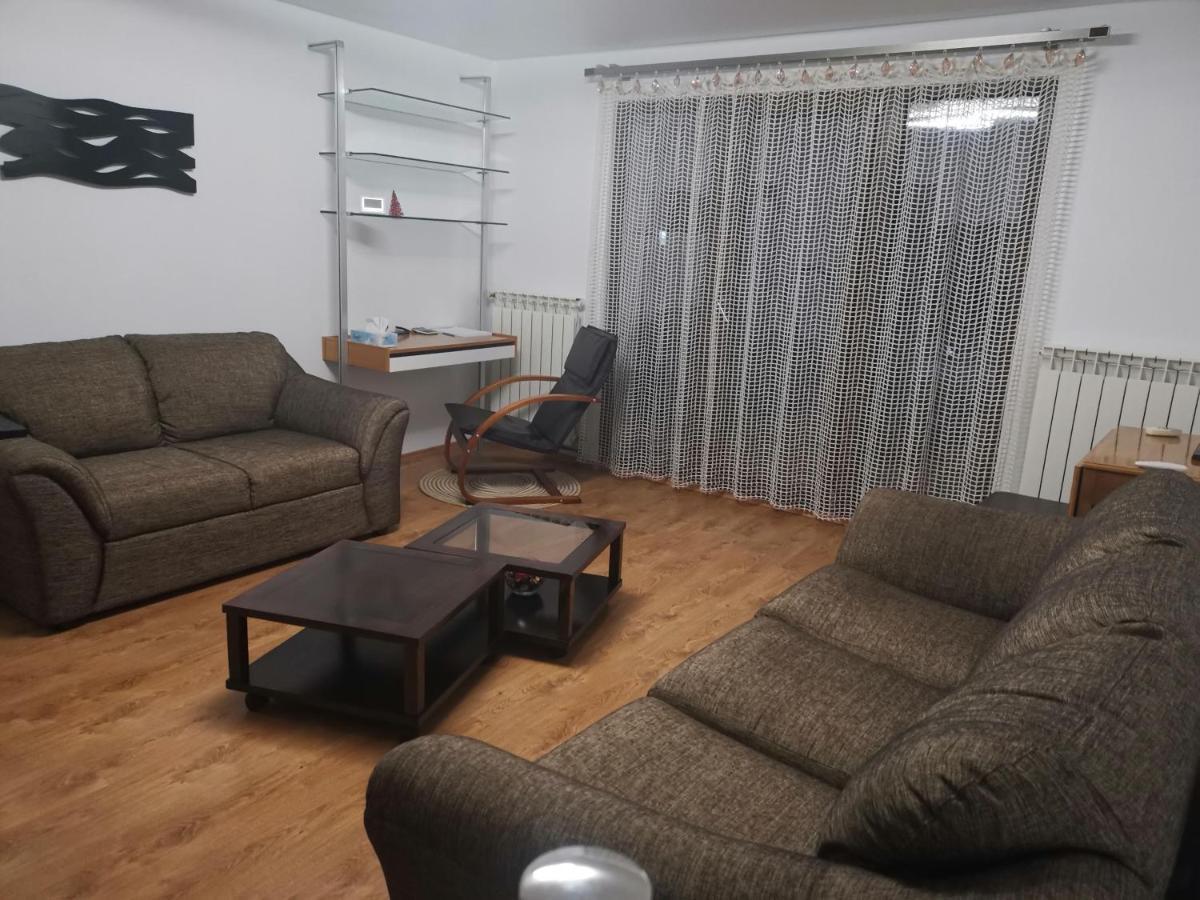 Arka Apartment Craiova Eksteriør bilde