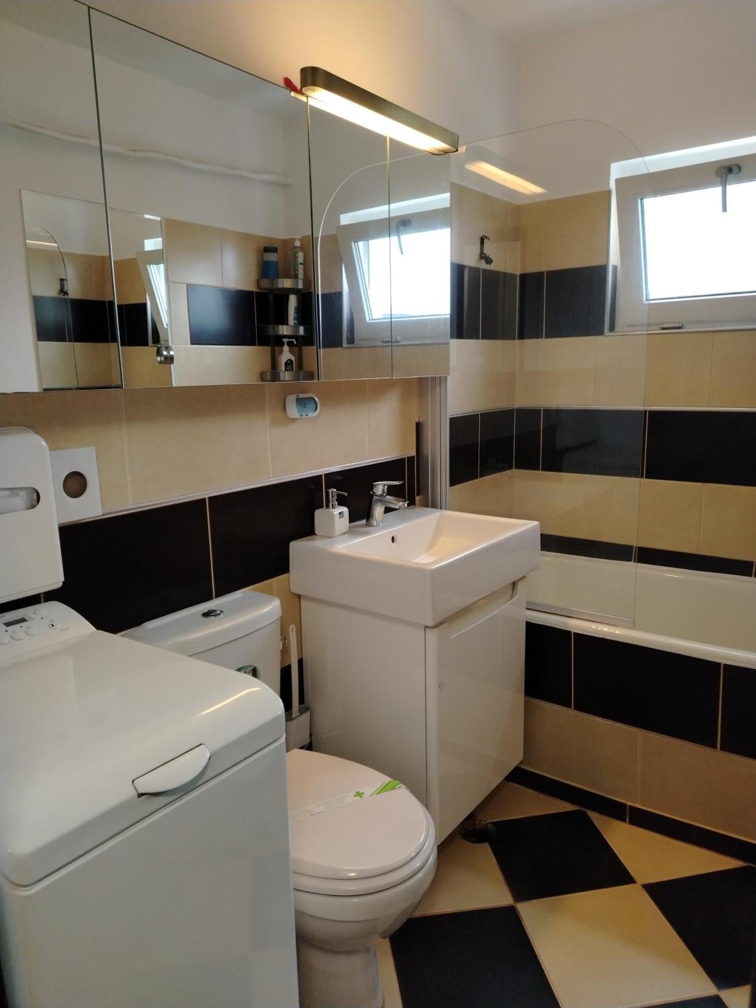 Arka Apartment Craiova Eksteriør bilde